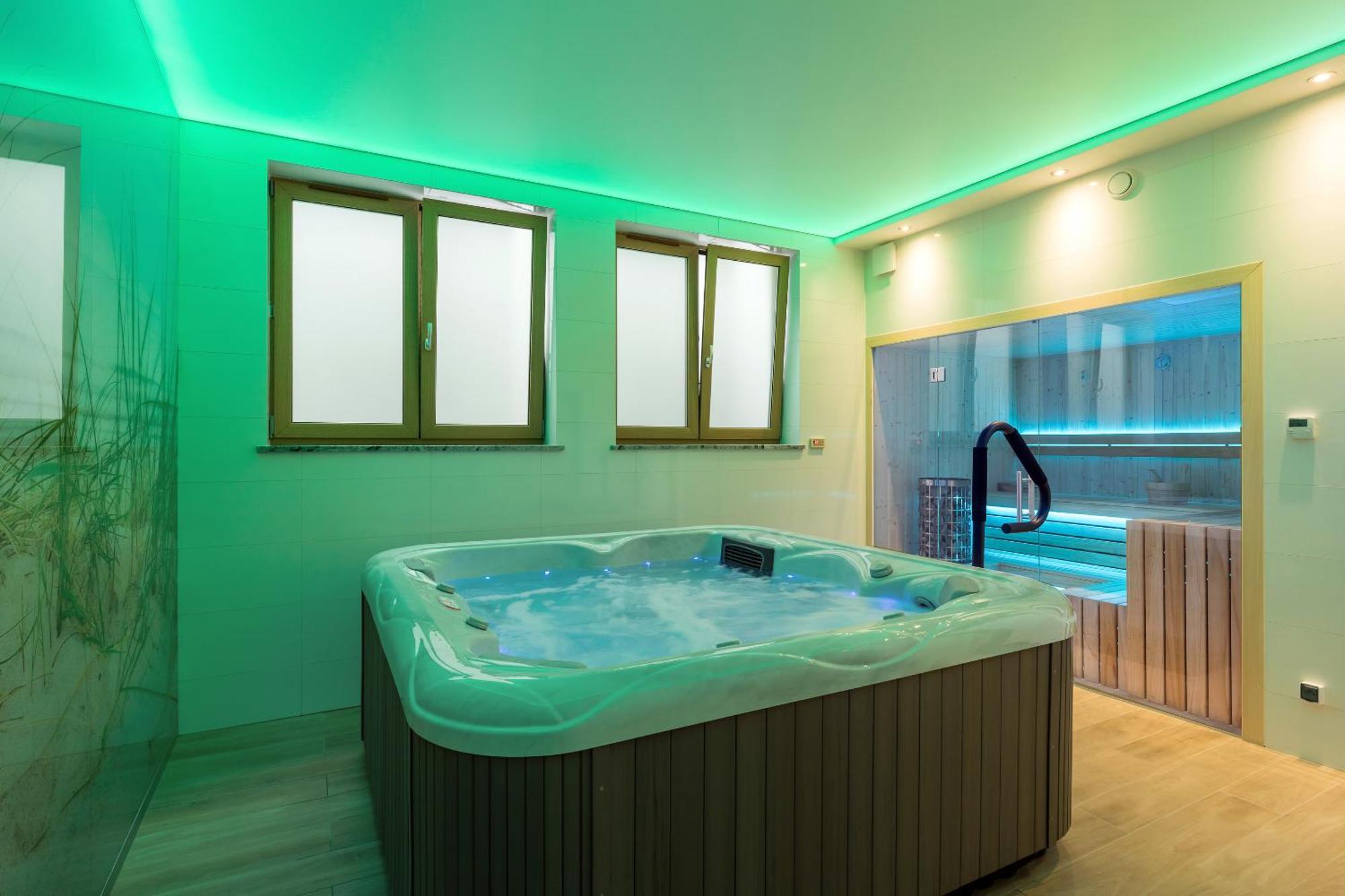 Underground Apartment In A Lux Holiday House Posejdon By Renters Prestige Kołczewo Exteriér fotografie